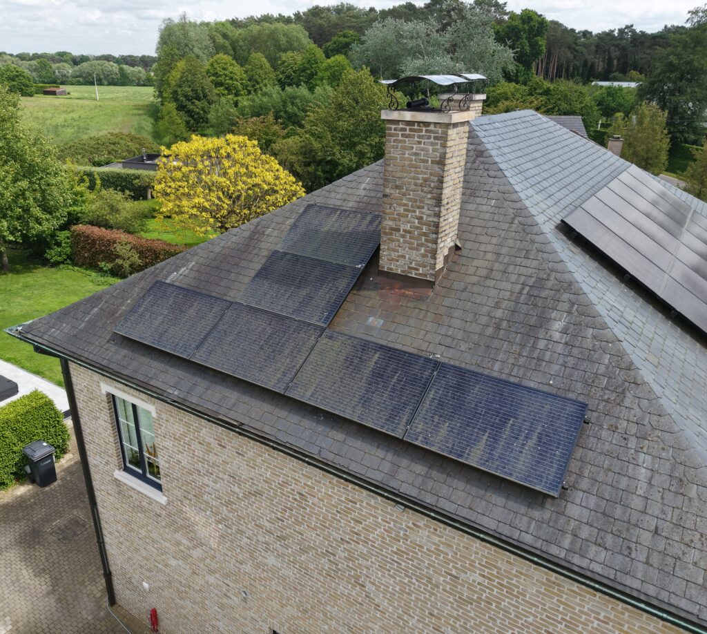 Voor Zonnepanelen professioneel gereinigd